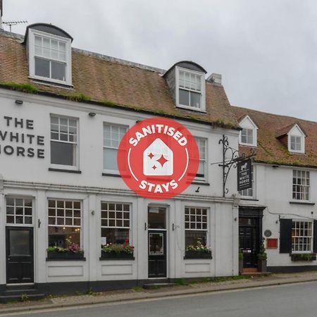 Oyo White Horse Hotel Storrington Buitenkant foto