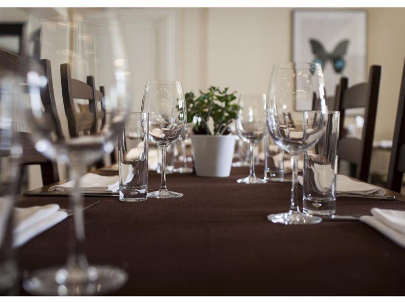 Oyo White Horse Hotel Storrington Buitenkant foto