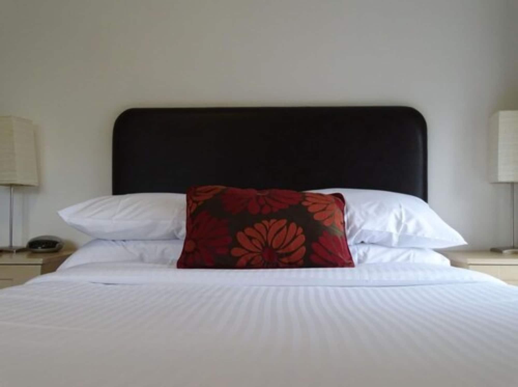 Oyo White Horse Hotel Storrington Buitenkant foto